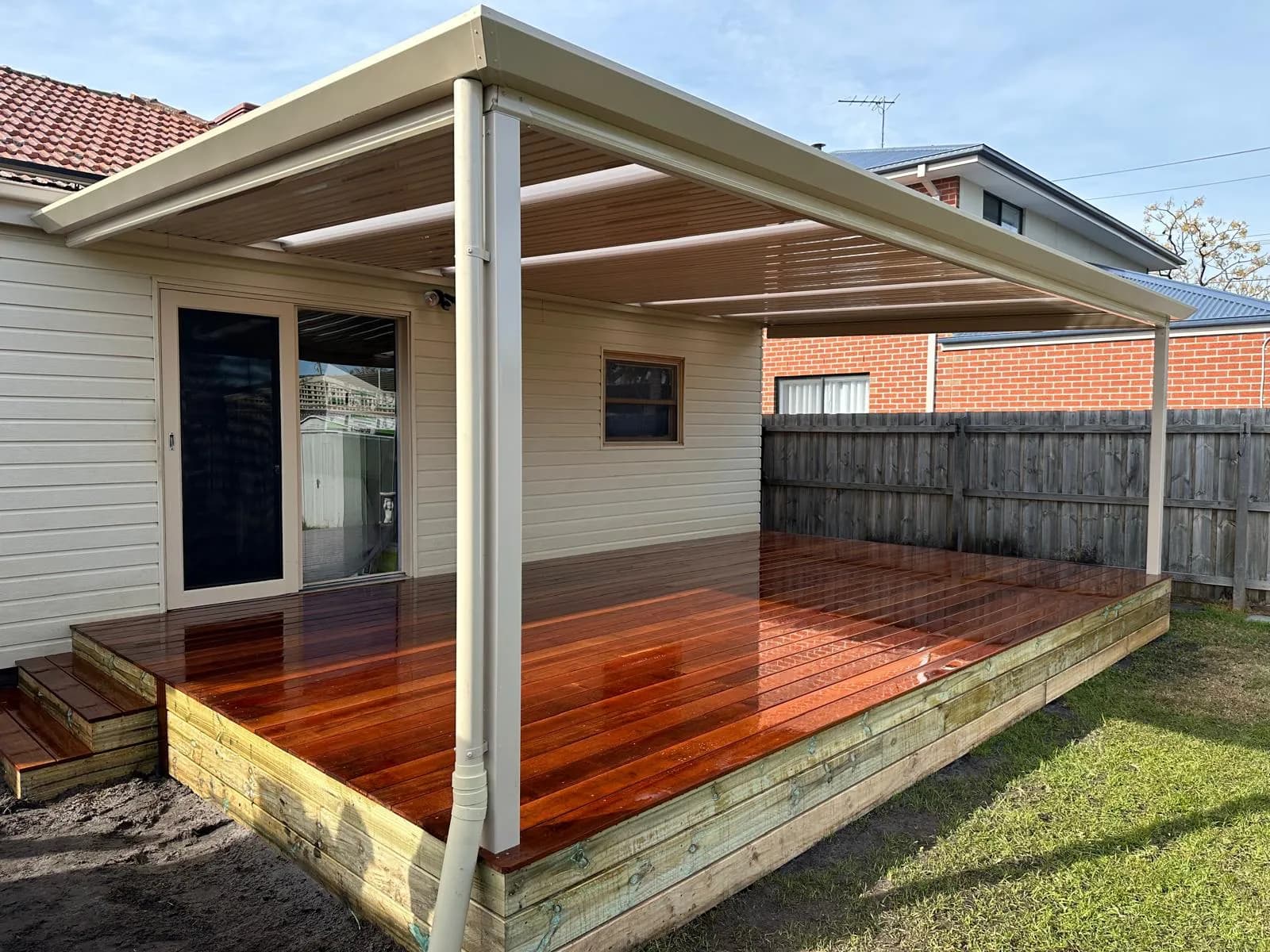 Merbau deck with Surfmist patio