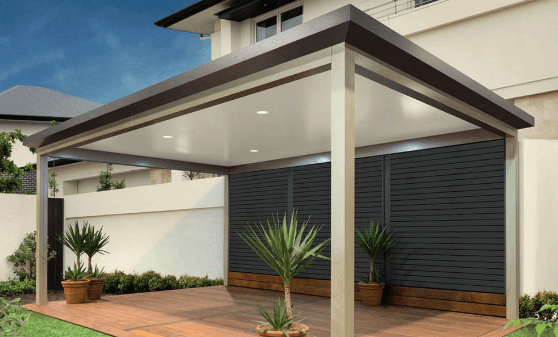 Modern flat roof patio with deck and downlights